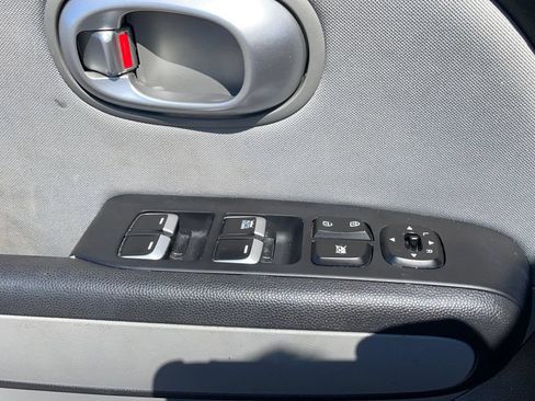 Used 2019 Kia Soul FWD image 23