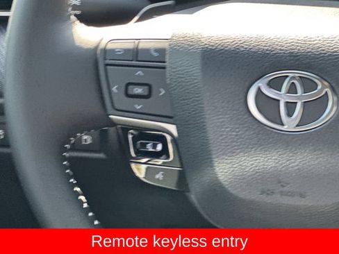 New 2026 Toyota Camry SE FWD image 9