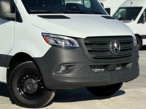 New 2025 Mercedes-Benz Sprinter 3500 image 3