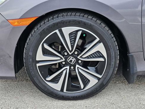 Used 2018 Honda Civic EX-T image 9