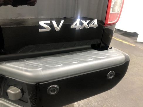 Used 2020 Nissan Frontier SV image 8