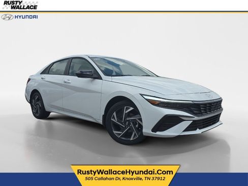 New 2025 Hyundai Elantra SEL FWD image 1