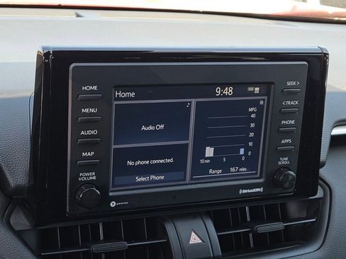 Used 2021 Toyota RAV4 XLE w/ Convenience Package FWD image 13