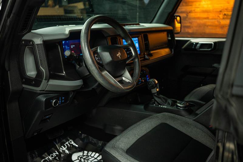 Used 2022 Ford Bronco 4-Door w/ Sasquatch Package AWD/4WD image 8