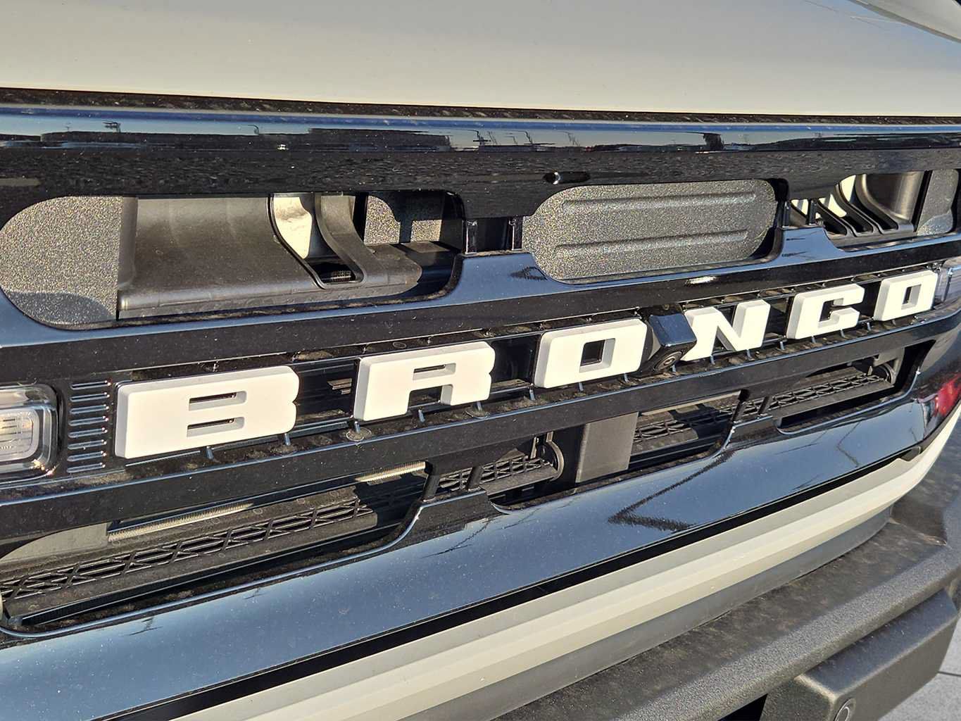New 2026 Ford Bronco Outer Banks AWD/4WD image 17