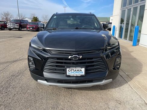Used 2021 Chevrolet Blazer LT image 3