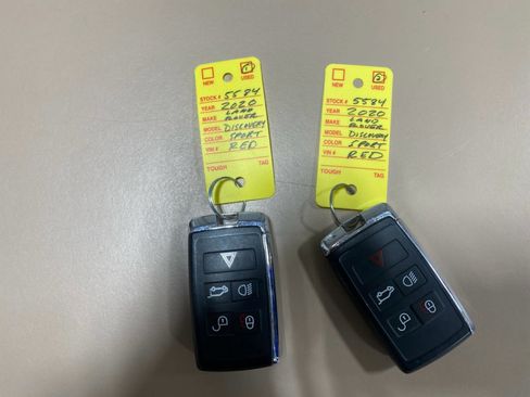 Used 2020 Land Rover Discovery Sport SE R-Dynamic image 34