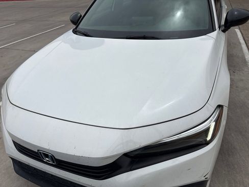 Used 2023 Honda Civic Sport image 6