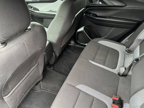 Used 2025 Chevrolet TrailBlazer LT AWD/4WD image 12