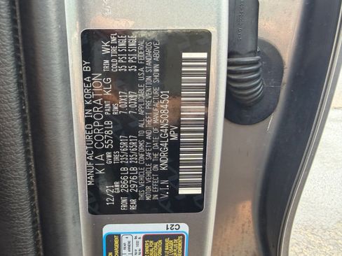 Used 2022 Kia Sorento S FWD image 33