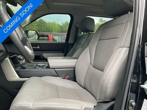 Used 2023 Toyota Tundra Limited AWD/4WD image 5