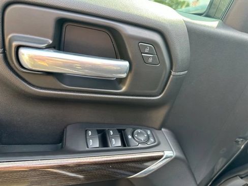 Used 2020 Chevrolet Silverado 1500 LT w/ Texas Edition AWD/4WD image 19