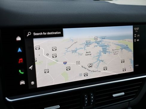 Used 2022 Porsche Cayenne Platinum Edition image 39