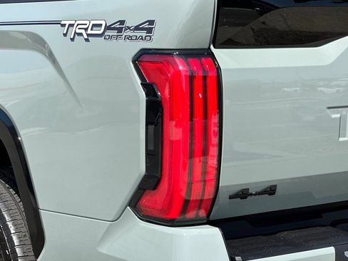 Used 2025 Toyota Tundra Platinum w/ TRD Off-Road Package AWD/4WD image 26