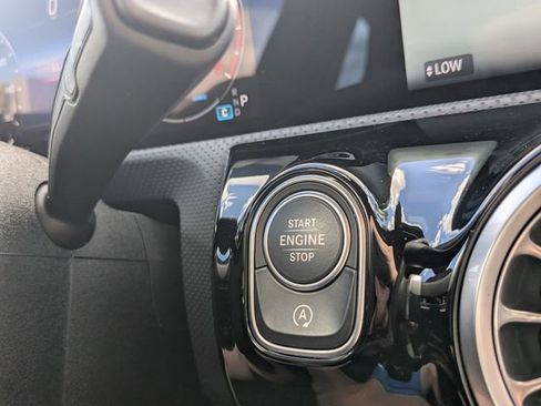 Used 2025 Mercedes-Benz CLA 250 image 26