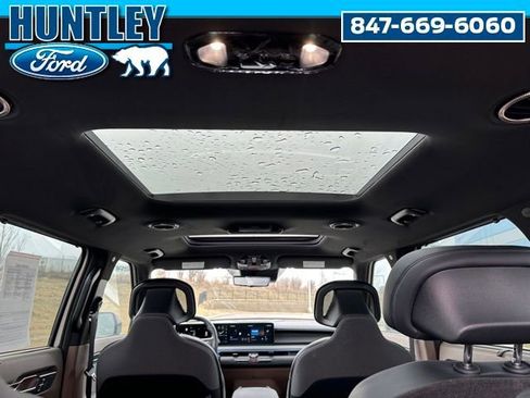 Used 2024 Kia EV9 GT-Line image 15