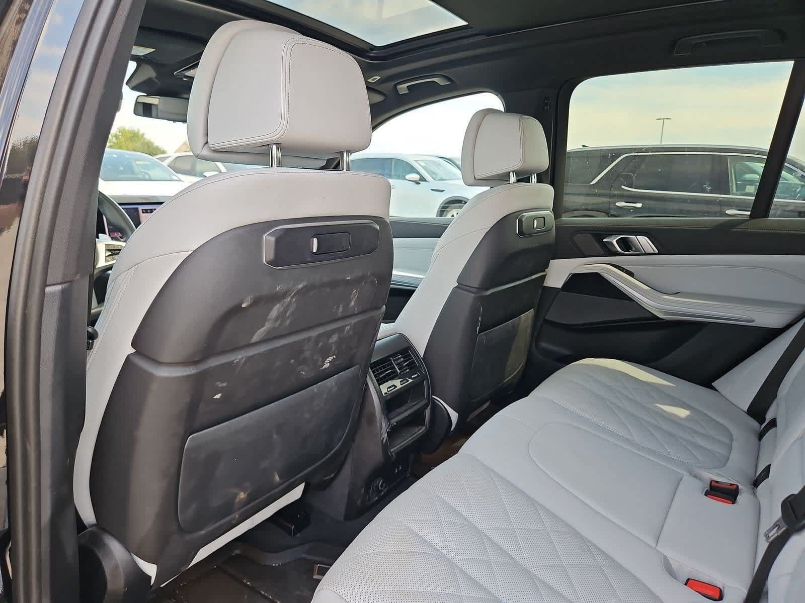 Used 2024 BMW X5 xDrive40i w/ M Sport Package AWD/4WD image 17