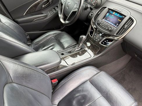 Used 2015 Buick LaCrosse Leather image 12