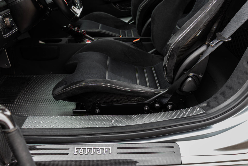 Used 2014 Ferrari 458 Speciale Coupe RWD image 42