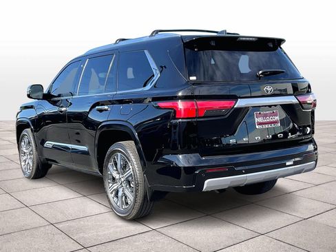 Used 2025 Toyota Sequoia Capstone image 14