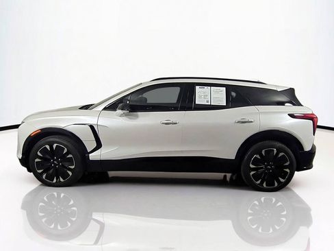 Used 2024 Chevrolet Blazer EV RS RWD image 8