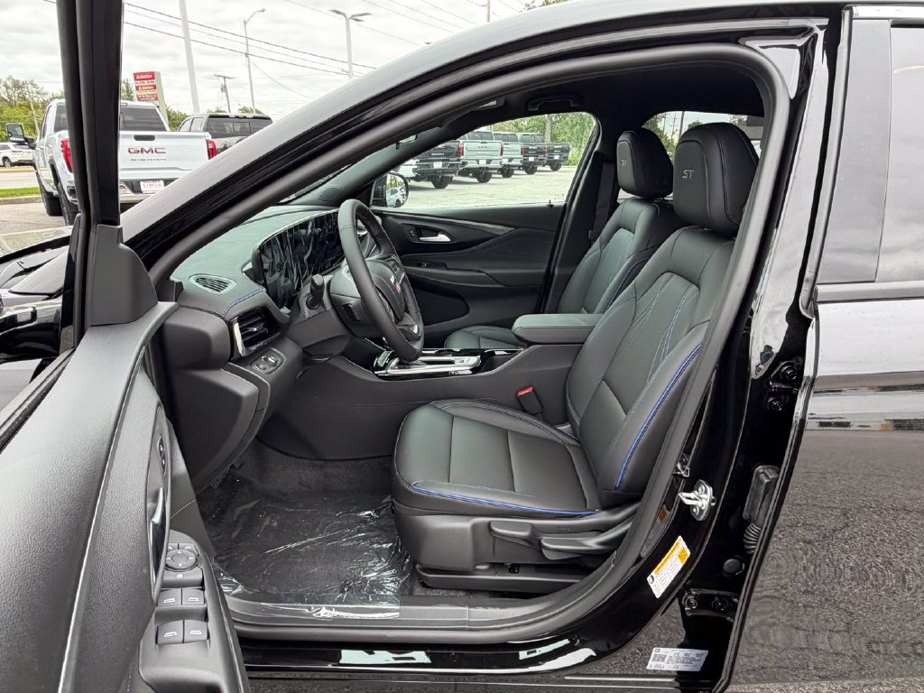 New 2026 Buick Envista Sport Touring FWD image 15