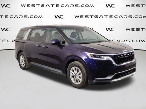 Used 2023 Kia Carnival LX FWD image 43