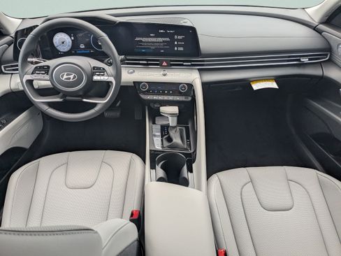 New 2026 Hyundai Elantra Limited FWD image 14