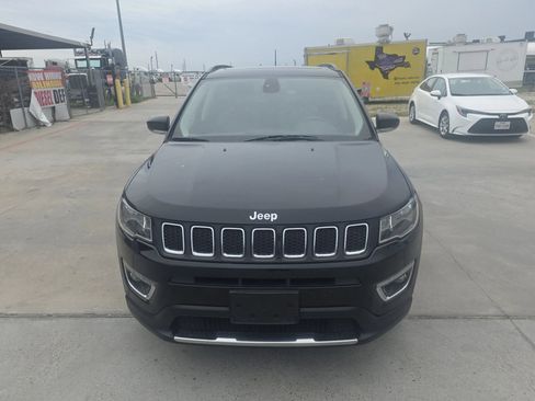 Used 2018 Jeep Compass Limited w/ Navigation Group AWD/4WD image 4