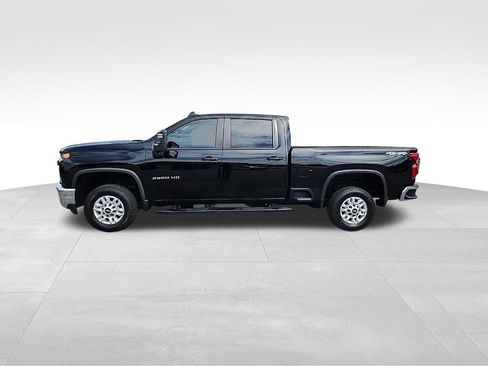 Used 2022 Chevrolet Silverado 2500 LT image 8