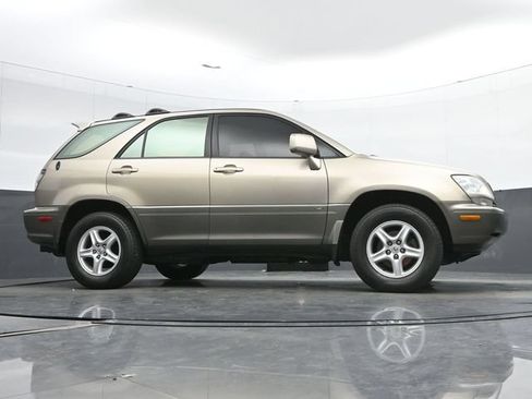 Used 2001 Lexus RX 300 4WD w/ Navigation System Pkg image 11