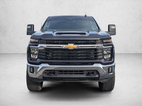 Used 2024 Chevrolet Silverado 2500 LT w/ Safety Package image 2