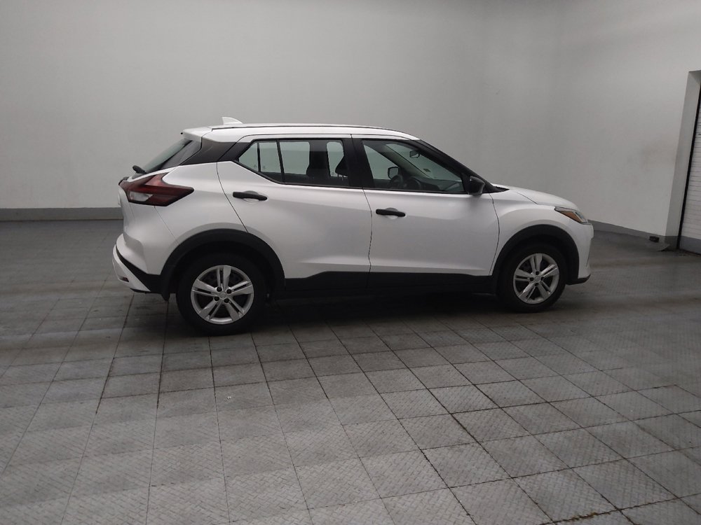 Used 2023 Nissan Kicks S FWD image 10
