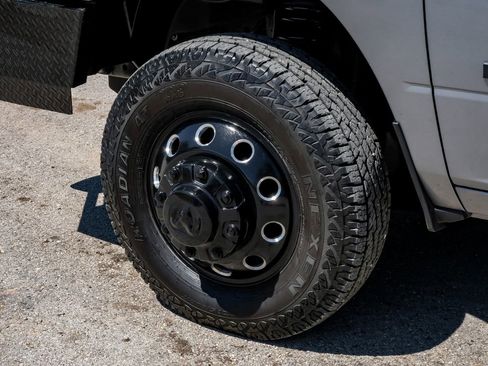 Used 2024 RAM 3500 Laramie w/ Night Edition AWD/4WD image 62