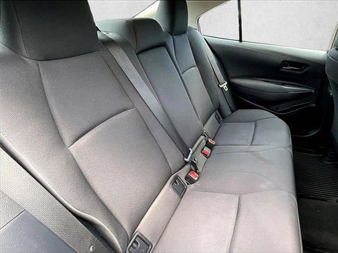 Used 2024 Toyota Corolla LE FWD image 29