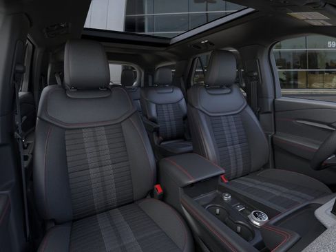 New 2026 Ford Explorer ST-Line w/ ST-Line Street Pack image 10