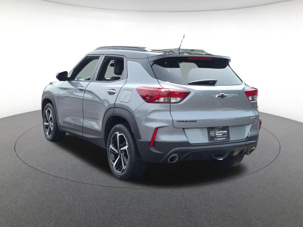 Used 2023 Chevrolet TrailBlazer RS FWD image 7