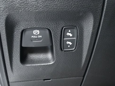 New 2026 RAM 1500 4x4 Crew Cab image 20