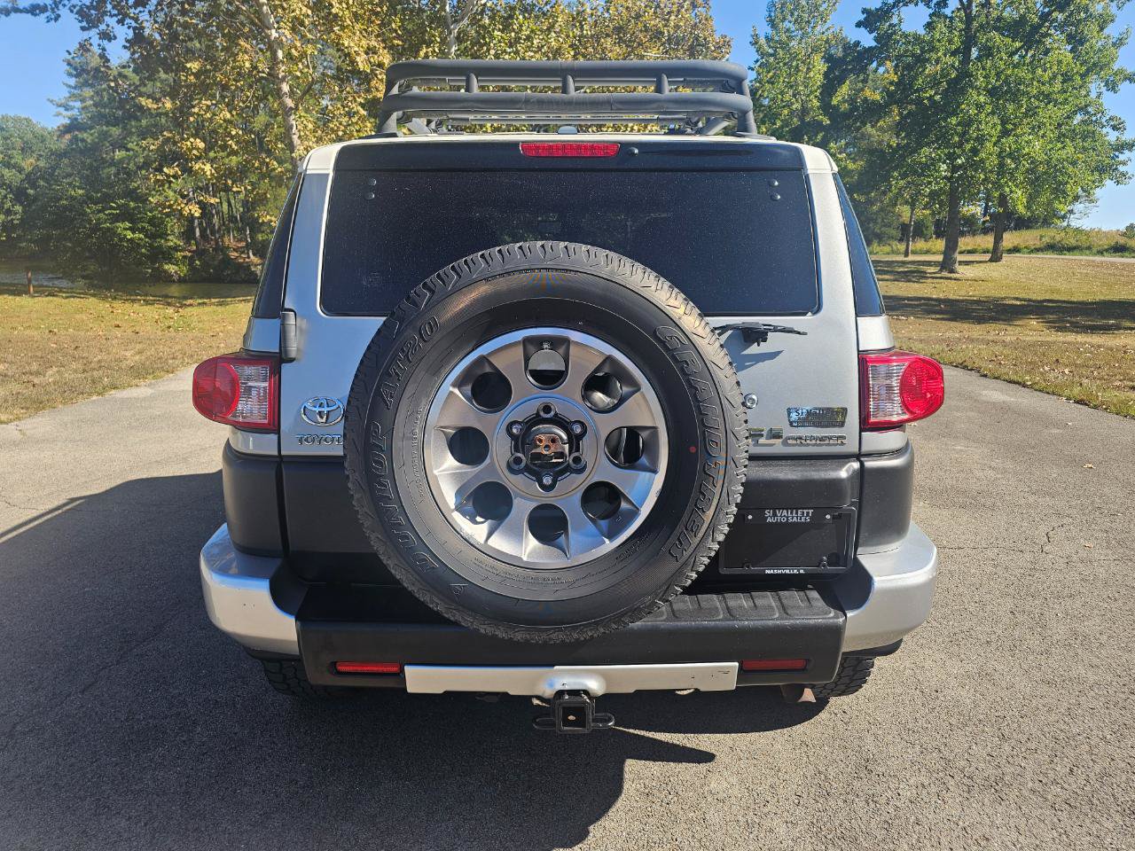 Used 2011 Toyota FJ Cruiser 4WD w/ Convenience Pkg image 6