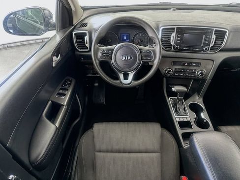 Used 2019 Kia Sportage LX AWD/4WD image 4