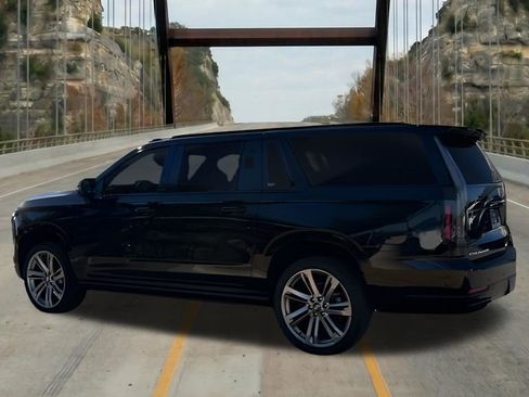 New 2026 Cadillac Escalade ESV Platinum Sport w/ LPO, Floor Liner Package AWD/4WD image 7