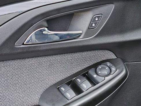 Used 2023 Chevrolet TrailBlazer LT image 22