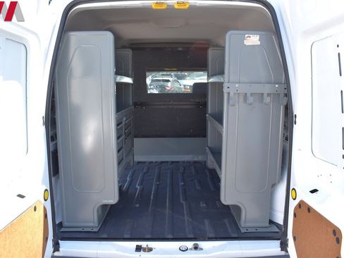 Used 2011 Ford Transit Connect XL image 17