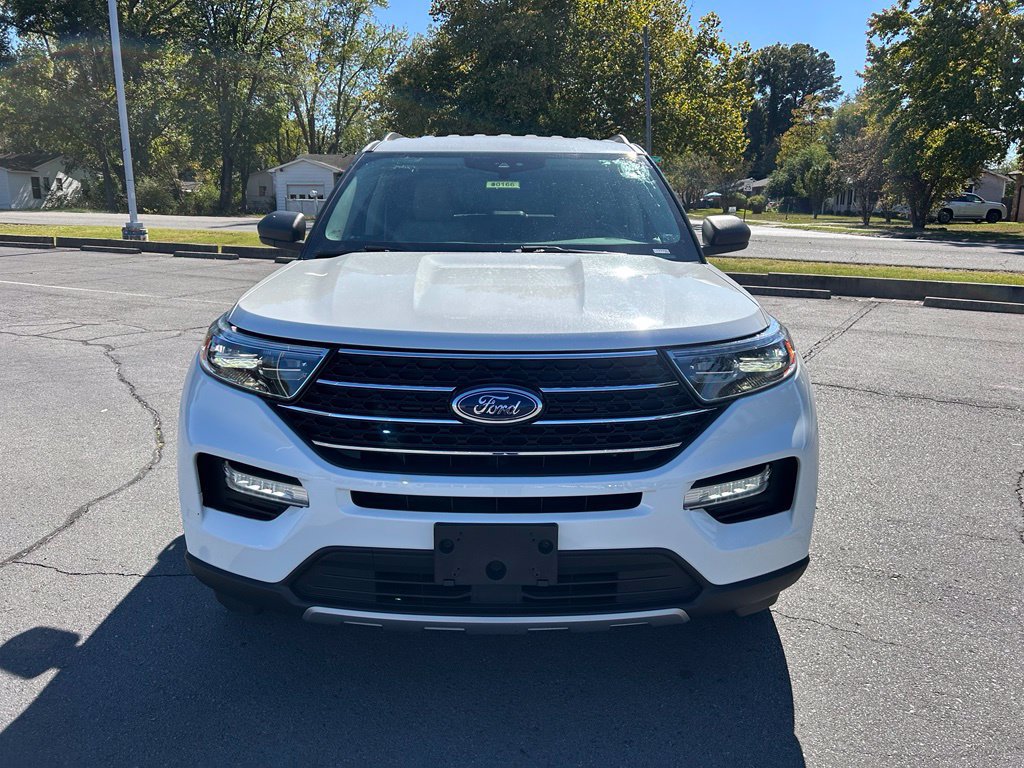 Certified 2020 Ford Explorer XLT w/ Equipment Group 202A RWD image 2