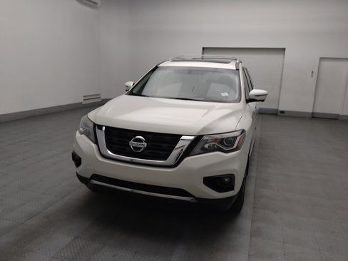 Used 2020 Nissan Pathfinder Platinum w/ Cargo Package image 15