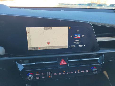 Used 2024 Kia Niro Wave w/ Wave Preserve Package image 27