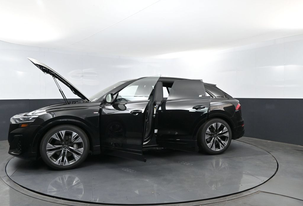 New 2027 Audi Q8 Premium Plus AWD/4WD image 31