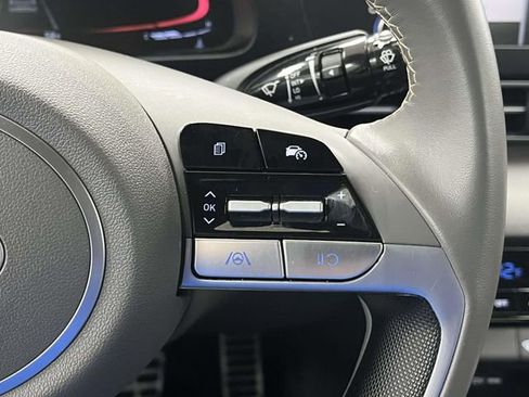 Certified 2025 Hyundai Elantra Sport FWD image 26