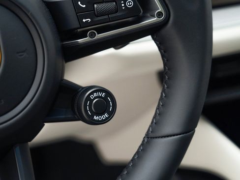 New 2026 Porsche Cayenne E-Hybrid Coupe image 29