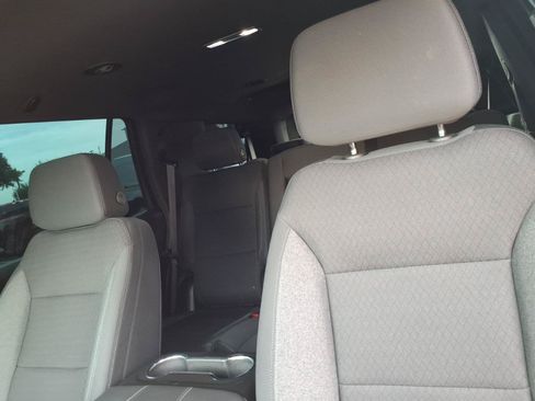 Used 2025 Chevrolet Tahoe LS w/ LPO, Dark Essentials Package RWD image 13